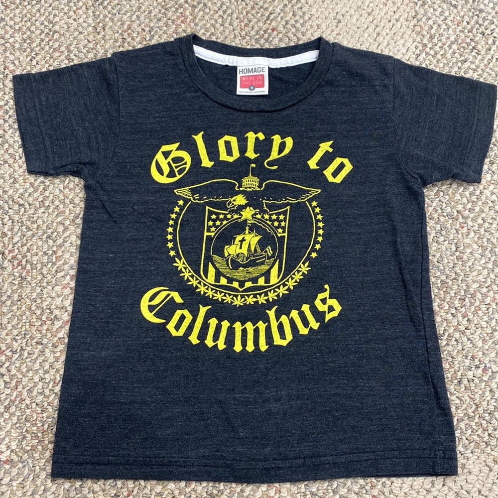 Homage Tshirt-Size 6